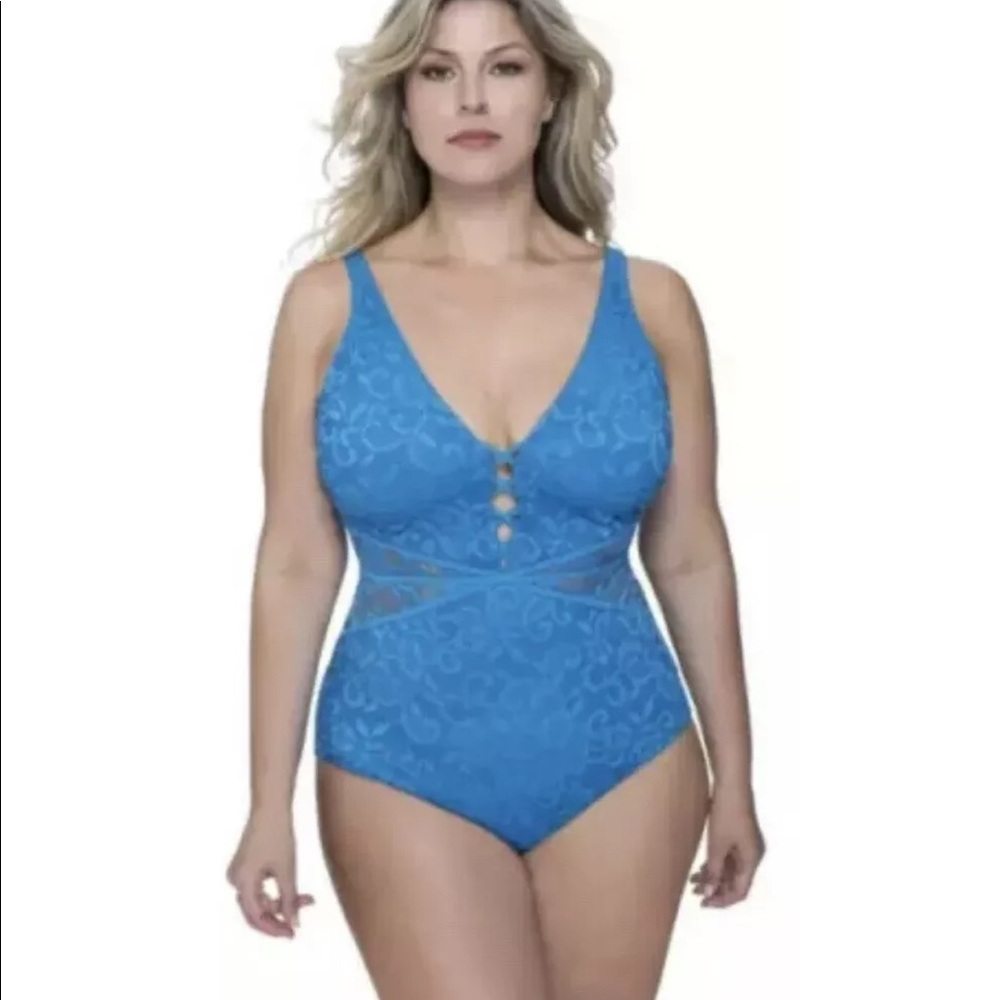 Profile by Gottex Women’s “SHAlIMR” Swimsuit